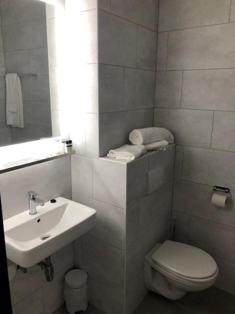 Boutique Hotel De Valk Valkenswaard Dış mekan fotoğraf